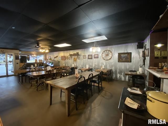 1125 Wilson St, Stonefort, IL 62987